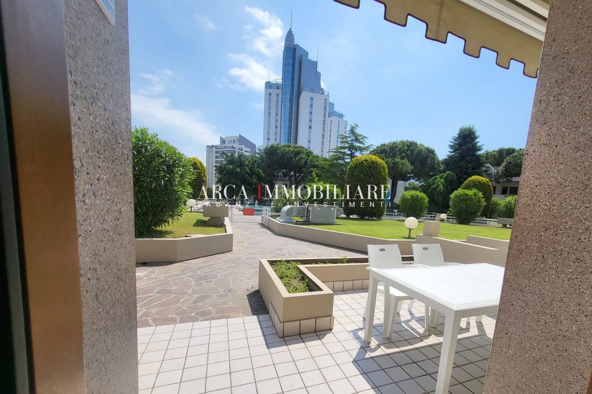  Jesolo affitto Appartamento EQLB14 foto-